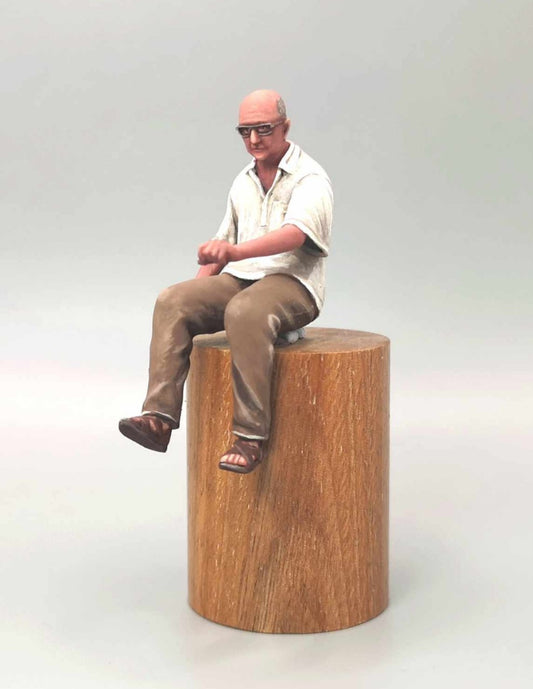 Ron Seated - 1/24th Scale (75mm Scale) - KFS-411/412