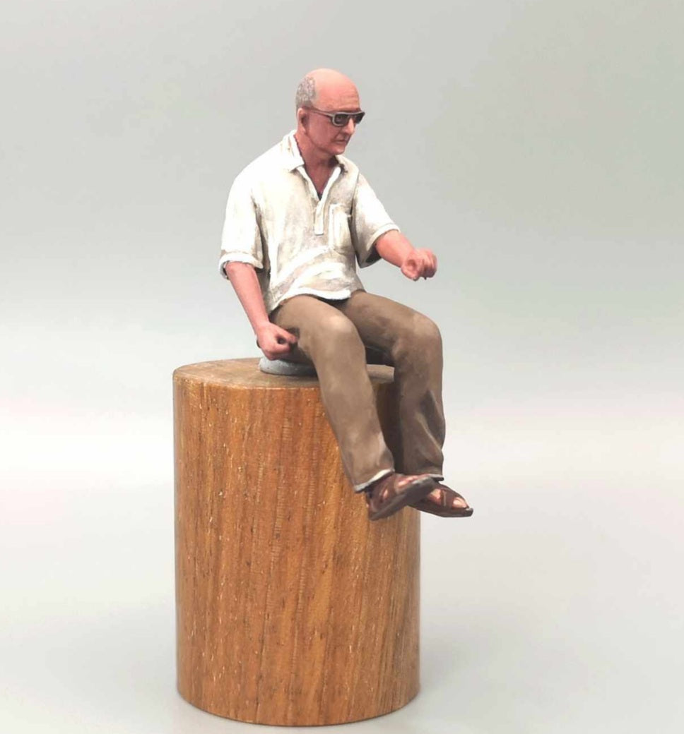 Ron Seated - 1/24th Scale (75mm Scale) - KFS-411/412