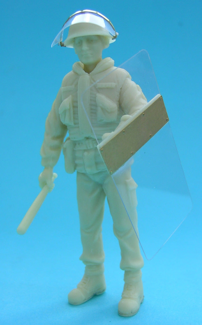 N/Ireland Soldier 1 - 1/24th Scale (75mm Scale) - KFS-176 (NIS1)