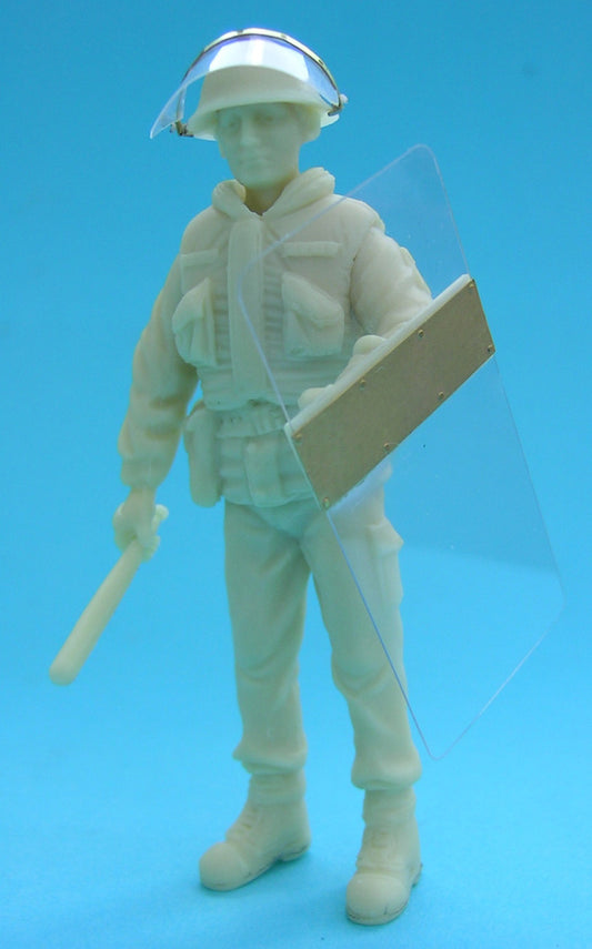 N/Ireland Soldier 1 - 1/24th Scale (75mm Scale) - KFS-176 (NIS1)