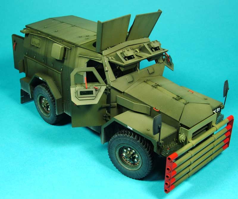 TQ-FV1611 4x4 Humber Pig MK2 Internal Security APC - 1/24th Scale KFS-148 (FV1611)