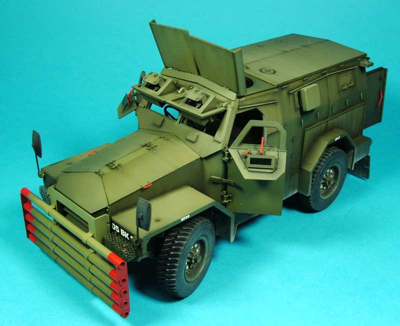 TQ-FV1611 4x4 Humber Pig MK2 Internal Security APC - 1/24th Scale KFS-148 (FV1611)