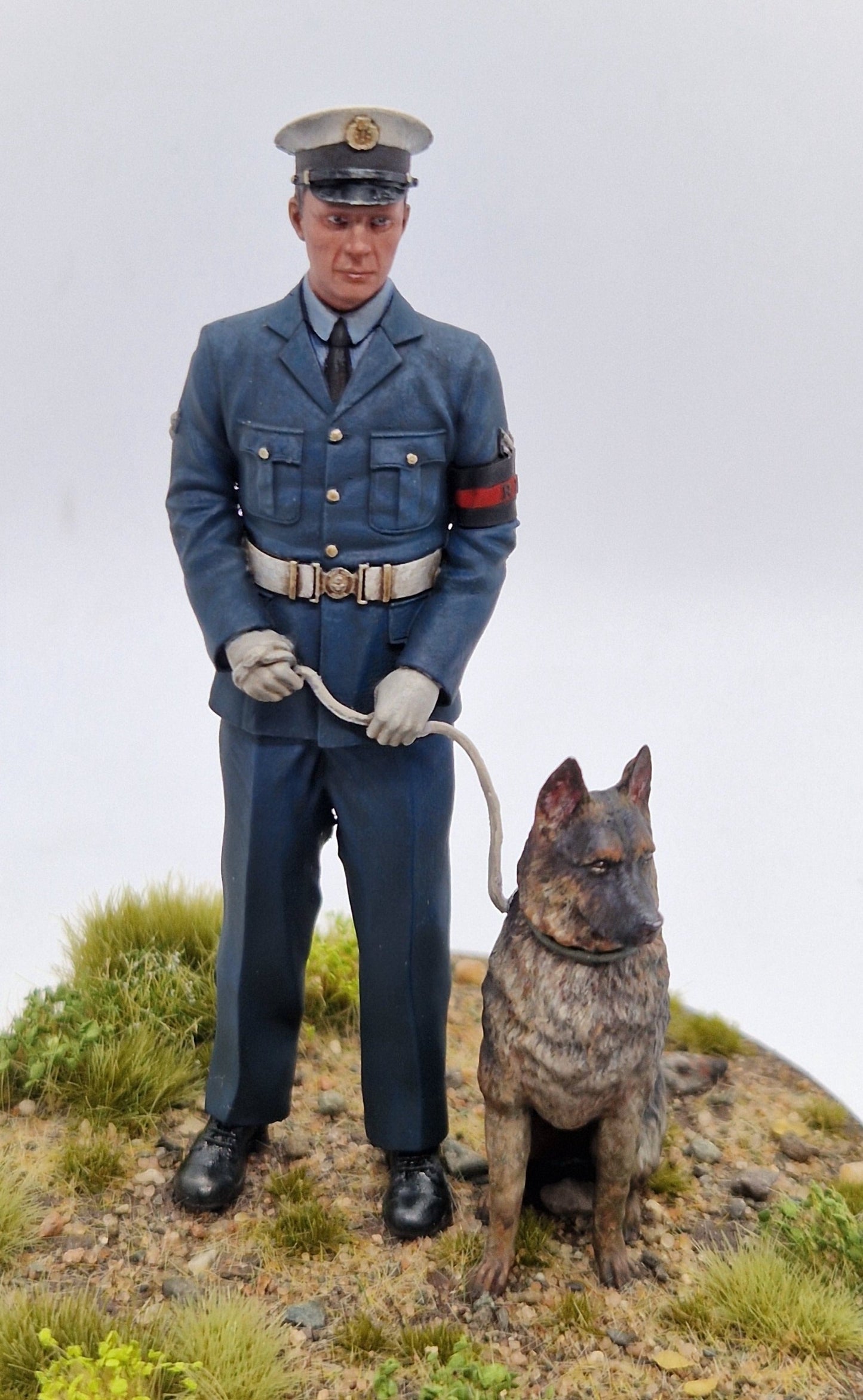 RAFP Dog Handler and German Shepherd (Painted)