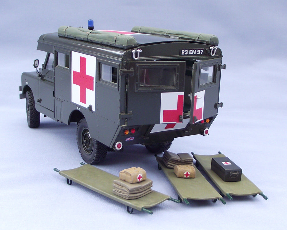 British Army RAMC Series 2A Ambulance (4x4 Truck) - 1/24th Scale - KFS-315 (TQ228)