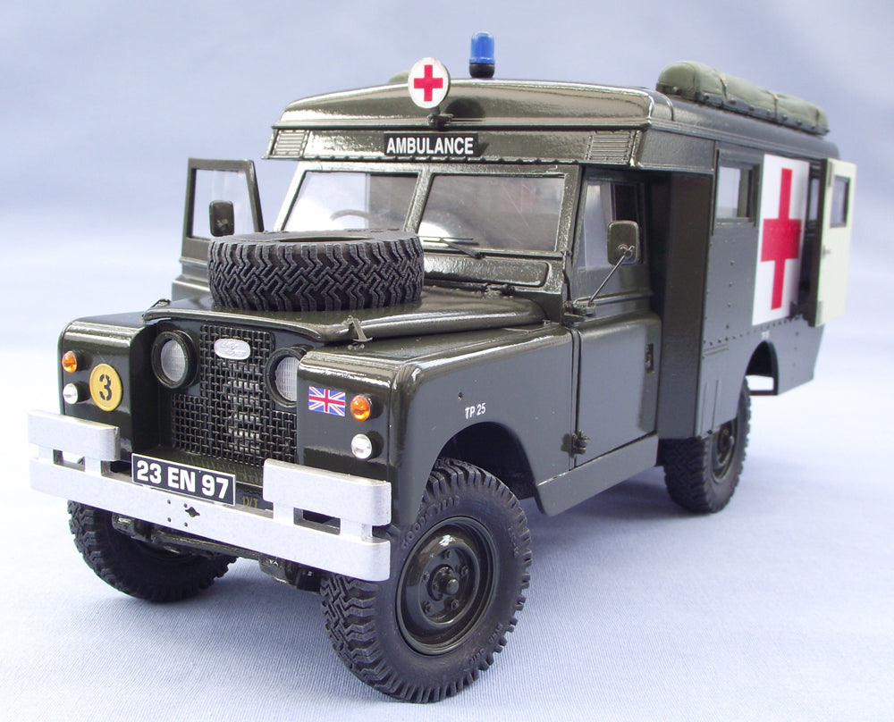British Army RAMC Series 2A Ambulance (4x4 Truck) - 1/24th Scale - KFS-315 (TQ228)
