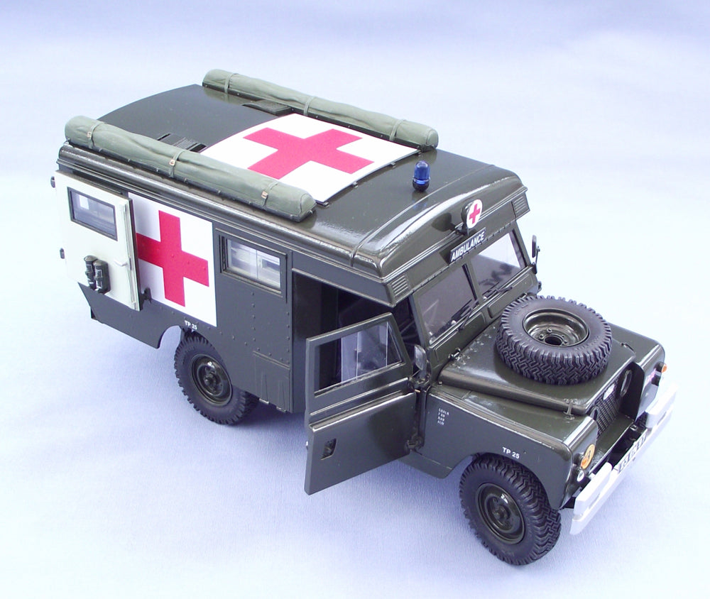 British Army RAMC Series 2A Ambulance (4x4 Truck) - 1/24th Scale - KFS-315 (TQ228)