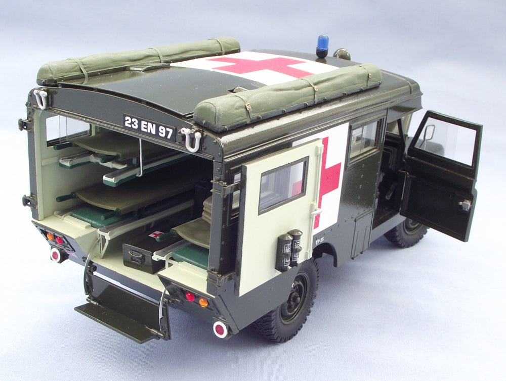 British Army RAMC Series 2A Ambulance (4x4 Truck) - 1/24th Scale - KFS-315 (TQ228)